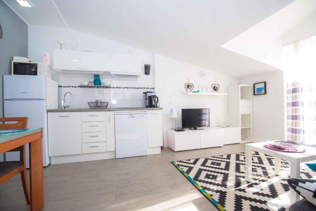 Apartments In Rogoznica 36019 מראה חיצוני תמונה