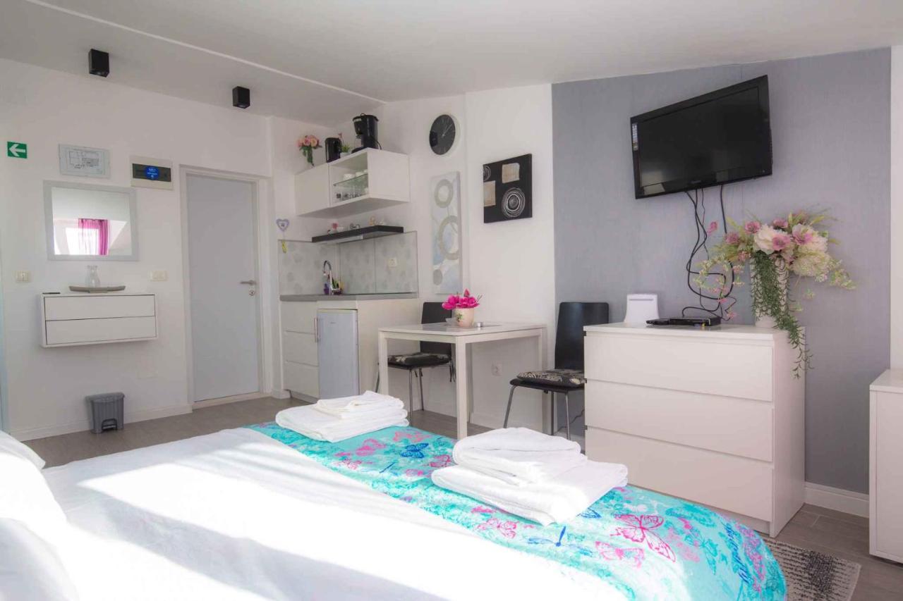 Apartments In Rogoznica 36019 מראה חיצוני תמונה