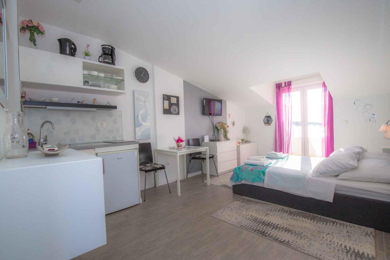 Apartments In Rogoznica 36019 מראה חיצוני תמונה