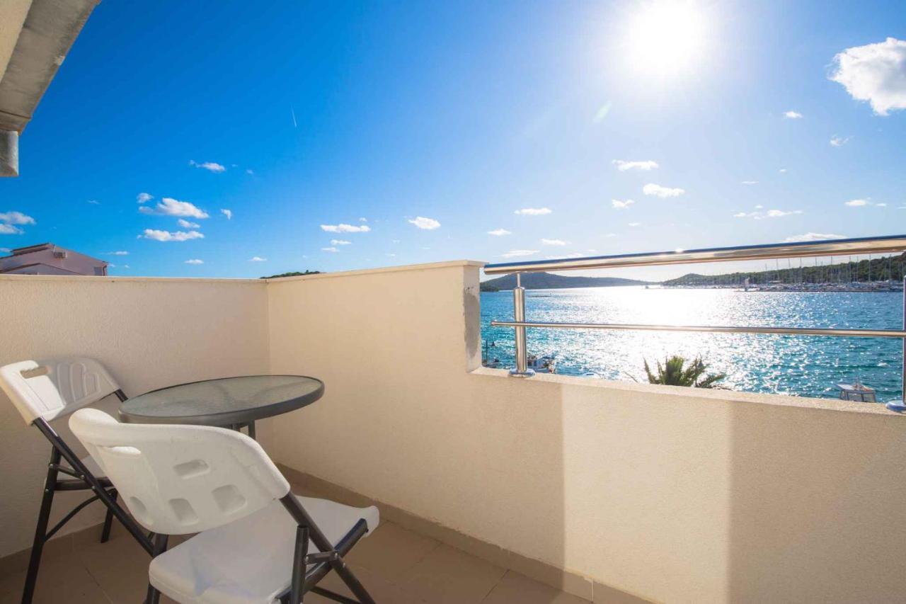 Apartments In Rogoznica 36019 מראה חיצוני תמונה