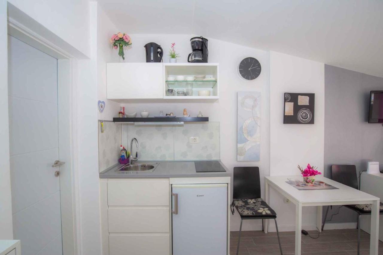 Apartments In Rogoznica 36019 מראה חיצוני תמונה