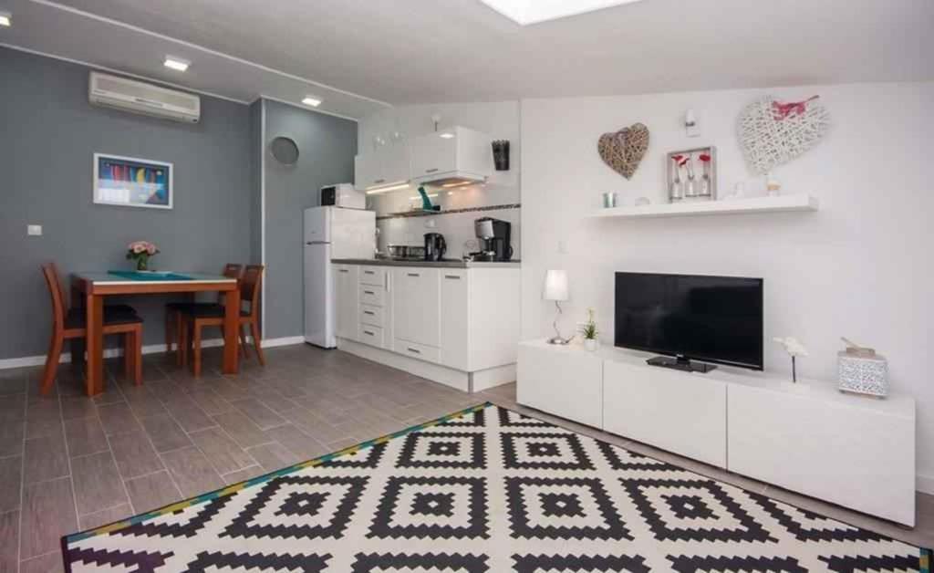 Apartments In Rogoznica 36019 מראה חיצוני תמונה